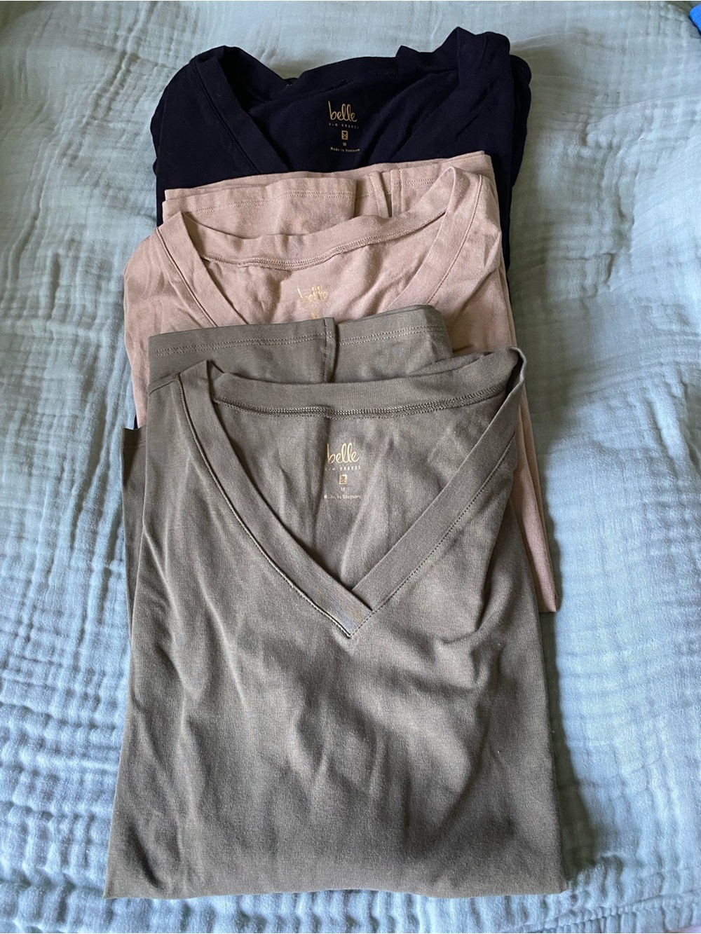 Belle V-Neck Tee Bundle
